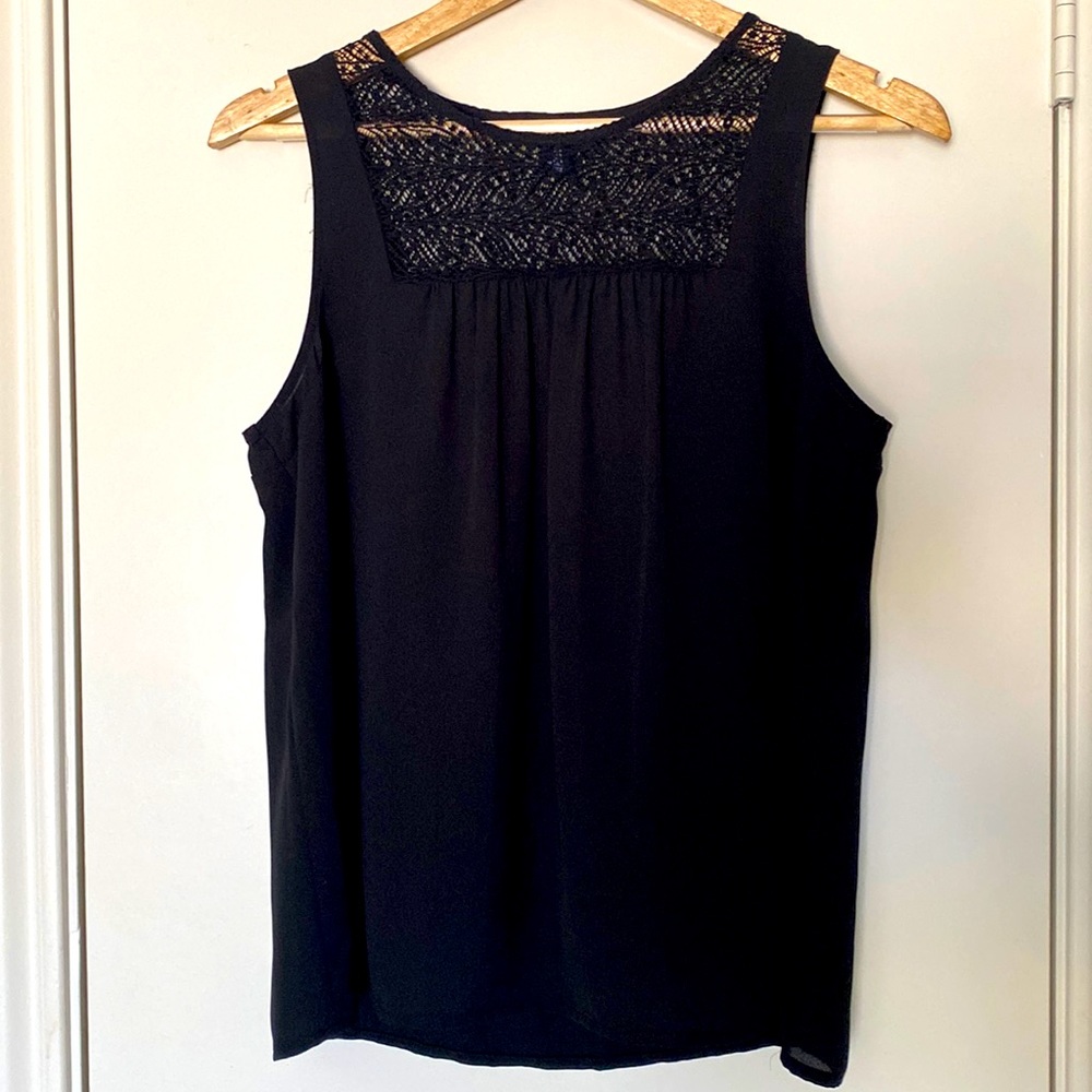 Gap Chiffon tank top Black Size Small